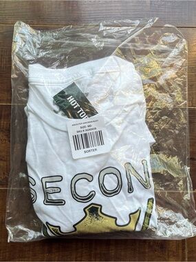 5 Seconds Of Summer 5SOS Hot Topic Shirt!